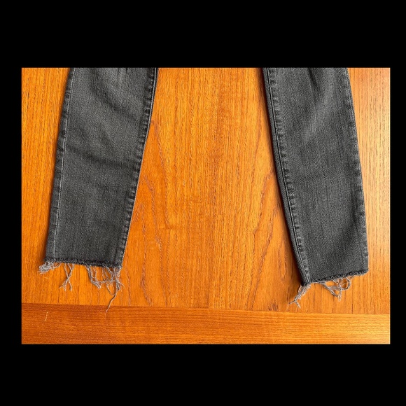 💀 Madewell 9” Mid-Rise Skinny Jeans in Black Sea - Size 23 💀 - Picture 6 of 10